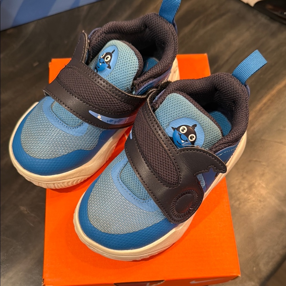Nike Blue and Black Sneakers with Velcro Closure
